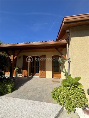maison traditionnelle à la vente -   32000  AUCH, surface 103 m2 vente maison traditionnelle - UBI453958286